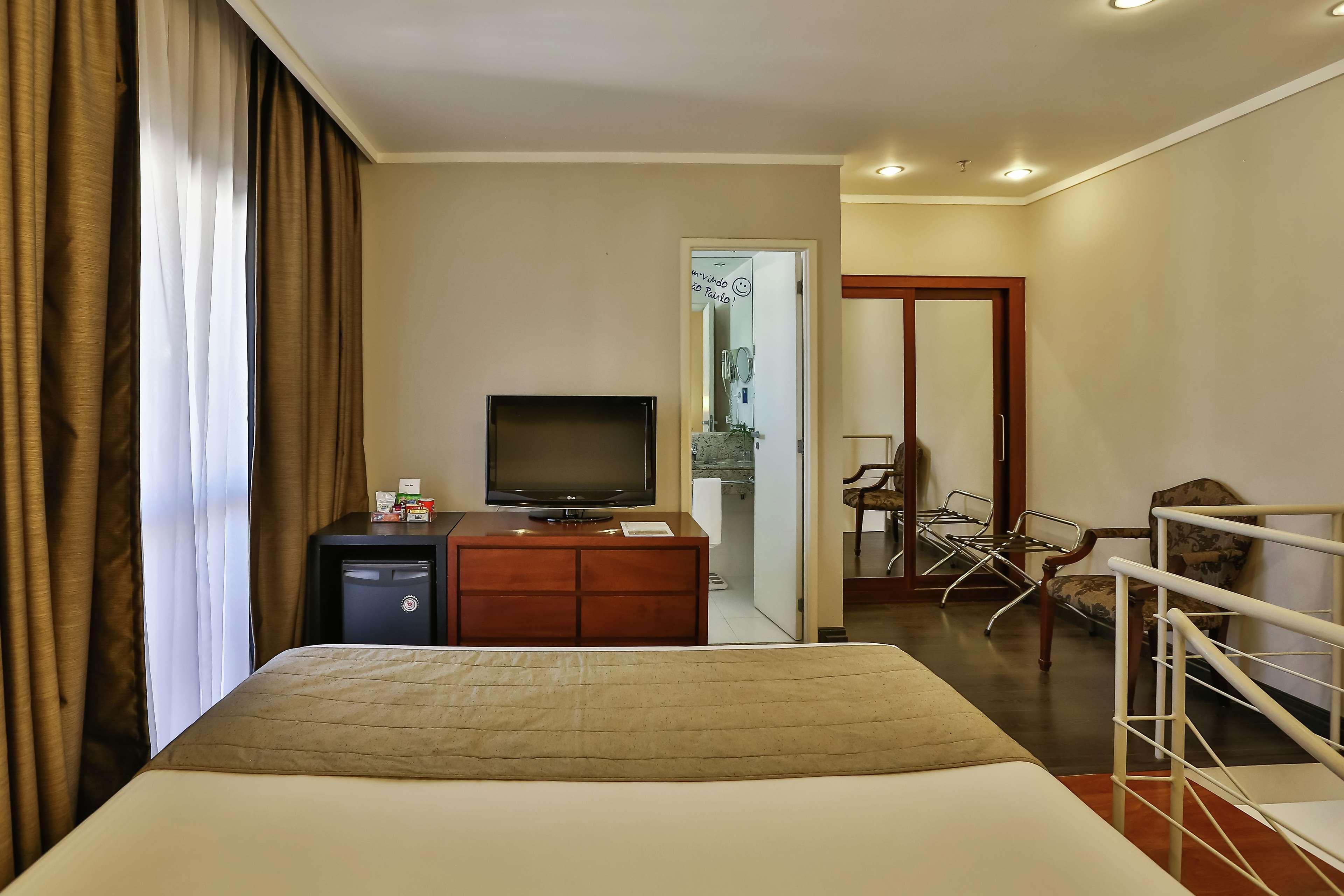 Double Tree By Hilton Sao Paulo Itaim Hotel Exterior photo A typical room at the hotel