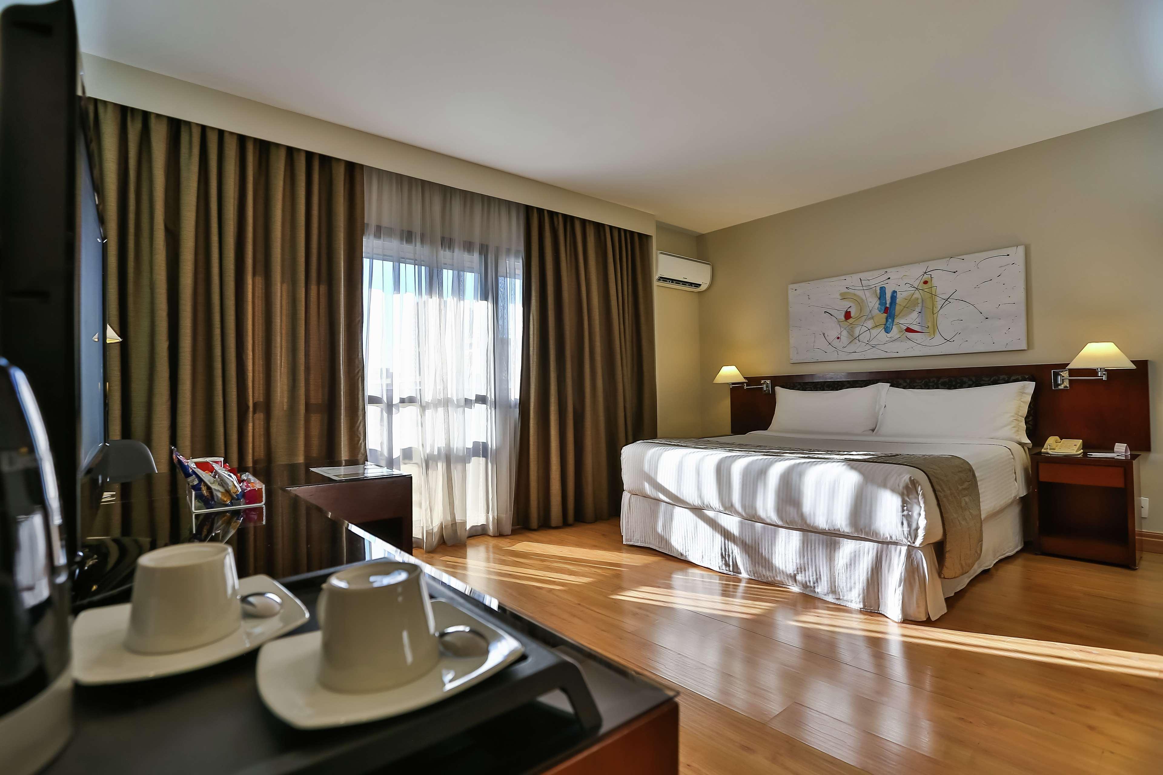 Double Tree By Hilton Sao Paulo Itaim Hotel Room photo A room at the hotel